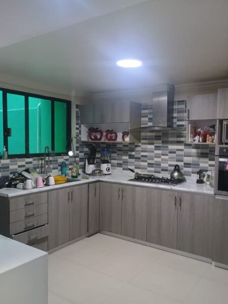 Espectacular Residencia de 3 Niveles con Roof Garden y Spa Privado