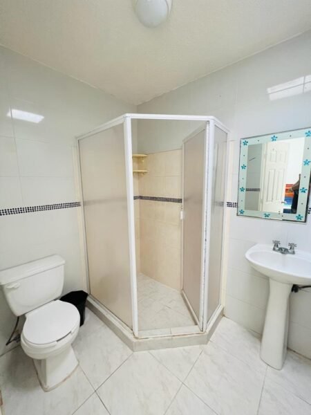 Exclusiva Casa de Playa con Alberca Privada y Confort Total en el Corazón de Barra Vieja.