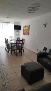 Moderno Departamento con Alberca y Aire Acondicionado en el Corazón de Barra Vieja.