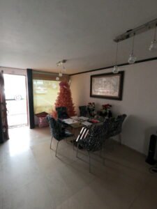 Espaciosa Casa en Venta con Roof Garden Privado y Seguridad 24/7 en San Nicolás Tolentino.