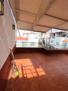 Espaciosa Casa en Venta con Roof Garden Privado y Seguridad 24/7 en San Nicolás Tolentino.